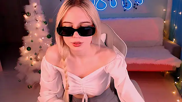 Snapshot of Sweet_Richal chatting on 25, 1, 2025 Sweet Richal online show from 25, 1, 2025