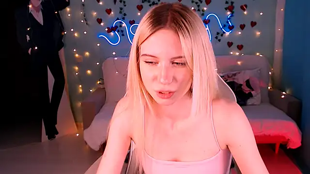 Snapshot of Sweet_Richal chatting on 17, 3, 2025 Sweet Richal online show from 17, 3, 2025