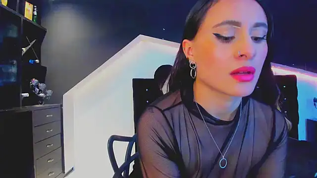 Coral Gibson online show from 22, 3, 2025