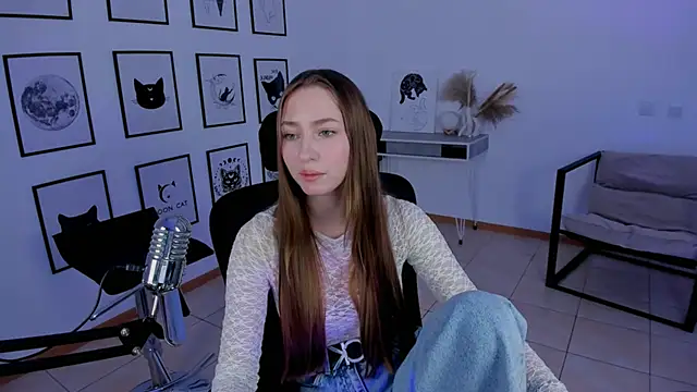Snapshot of fuunnybunny chatting on 3, 1, 2025 fuunnybunny online show from 3, 1, 2025