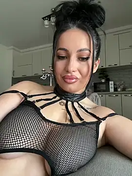 Snapshot of melissablack chatting on 6, 2, 2026 melissablack online show from 6, 2, 2026