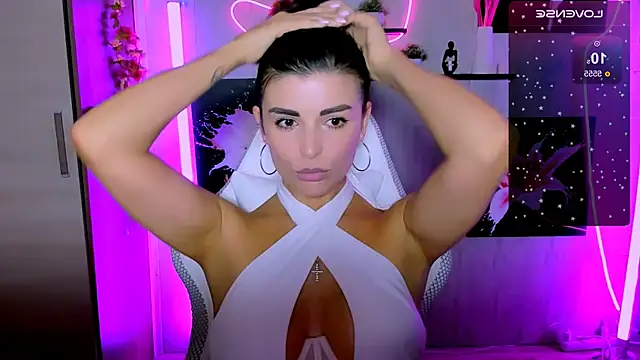 KayWuds online show from 3, 12, 2025