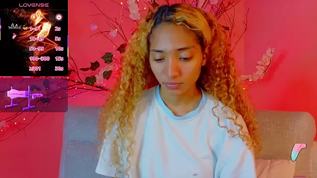 Charlotte Love10 online show from 12, 11, 2025