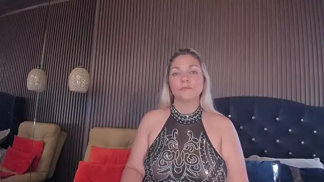 Snapshot of MalorySweet chatting on 4, 5, 2026 MalorySweet online show from 4, 5, 2026