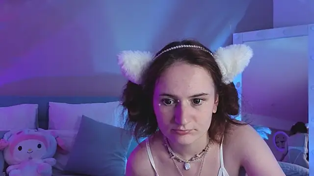 Snapshot of L1ittle_kitty_ chatting on 6, 7, 2026 L1ittle kitty online show from 6, 7, 2026