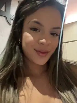 Alisha-Bond online show from 4, 3, 2025