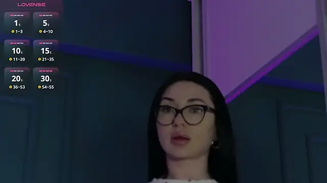 Snapshot of AllisonSky chatting on 27, 4, 2026 AllisonSky online show from 27, 4, 2026