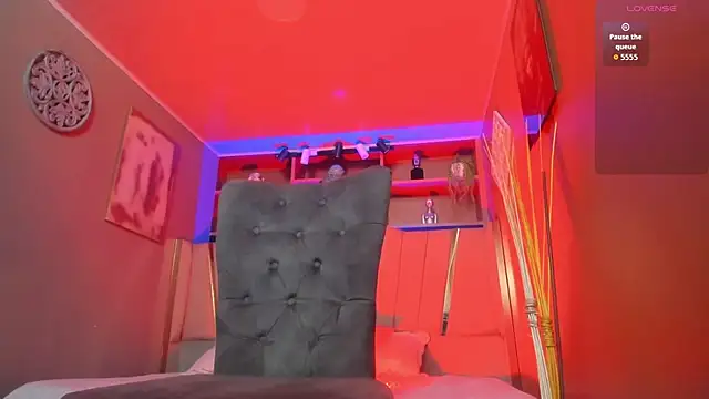 Lucy Williiams online show from 30, 10, 2025