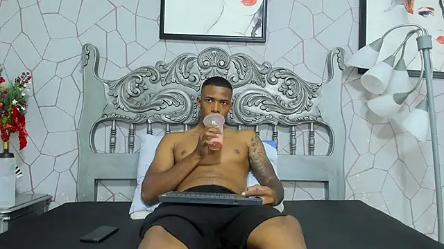 Snapshot of jackmacson chatting on 3, 1, 2025 jackmacson online show from 3, 1, 2025