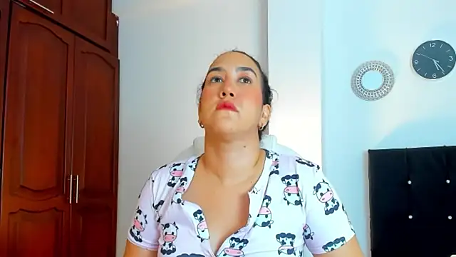 kathyajhonss online show from 10, 4, 2026