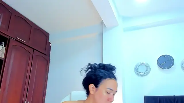 Snapshot of kathyajhonss chatting on 27, 4, 2026 kathyajhonss online show from 27, 4, 2026