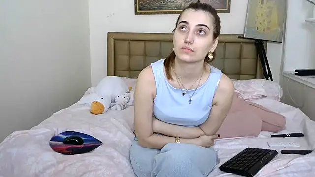 Snapshot of Iren chatting on 18, 5, 2026 Iren online show from 18, 5, 2026