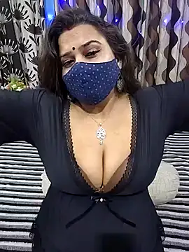 Snapshot of AzadPanchi2024 chatting on 4, 1, 2025 AzadPanchi2024 online show from 4, 1, 2025