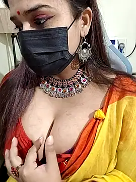 Snapshot of AzadPanchi2024 chatting on 17, 10, 2025 AzadPanchi2024 online show from 17, 10, 2025