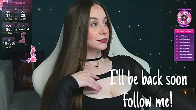 Snapshot of katie_taylorr chatting on 9, 10, 2025 katie taylorr online show from 9, 10, 2025