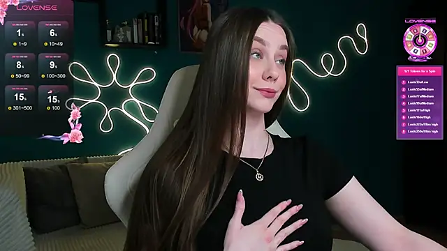 Snapshot of katie_taylorr chatting on 5, 11, 2025 katie taylorr online show from 5, 11, 2025