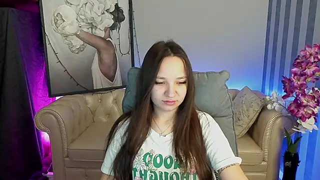 Snapshot of ElysLunar chatting on 13, 12, 2024 ElysLunar online show from 13, 12, 2024