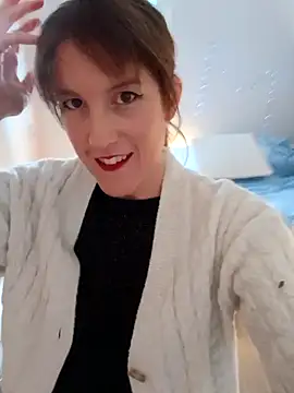 Hexe12346 online show from 6, 1, 2025