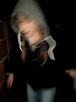 Hexe12346 online show from 9, 1, 2025