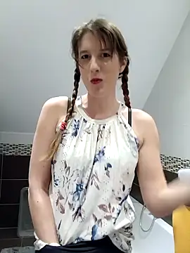 Hexe12346 online show from 20, 2, 2025