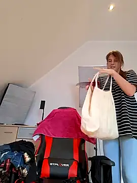 Hexe12346 online show from 28, 2, 2025