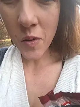 Hexe12346 online show from 9, 3, 2025