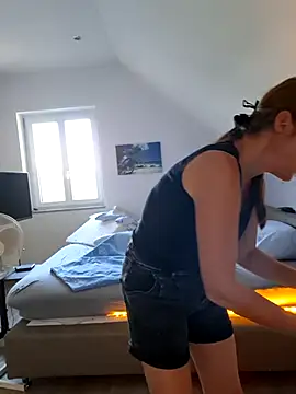 Hexe12346 online show from 11, 9, 2025