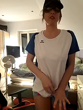 Hexe12346 online show from 20, 11, 2025