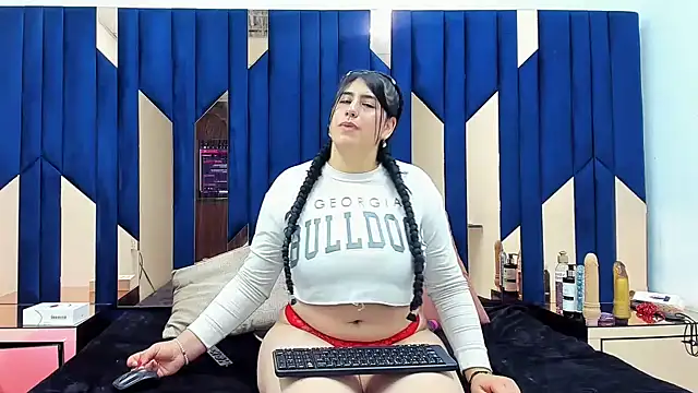 Criistaal  online show from 31, 1, 2025