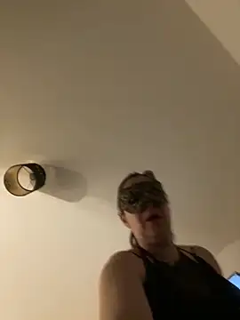 Lyannabuena69 online show from 28, 2, 2026