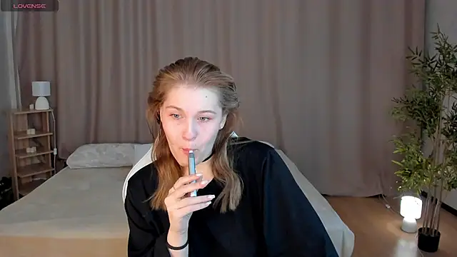 Snapshot of Colleen_Blake chatting on 2, 3, 2026 Colleen Blake online show from 2, 3, 2026