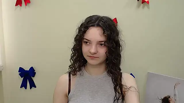  SusieSu  online show from 4, 3, 2025