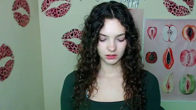  SusieSu  online show from 30, 10, 2025