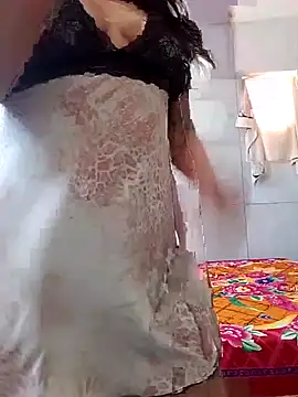 Snapshot of Gabrielleof chatting on 4, 10, 2025 Gabrielleof online show from 4, 10, 2025