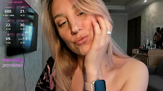 lady Nati online show from 7, 4, 2026