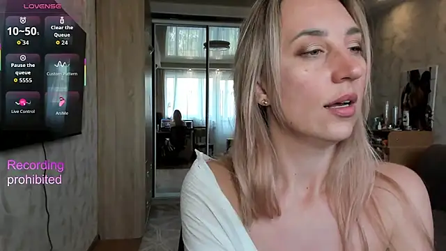 lady Nati online show from 13, 4, 2026