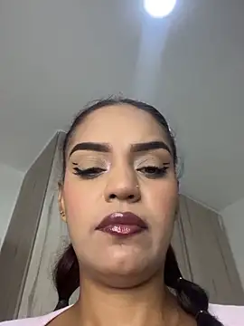 Sara-77 online show from 1, 4, 2026