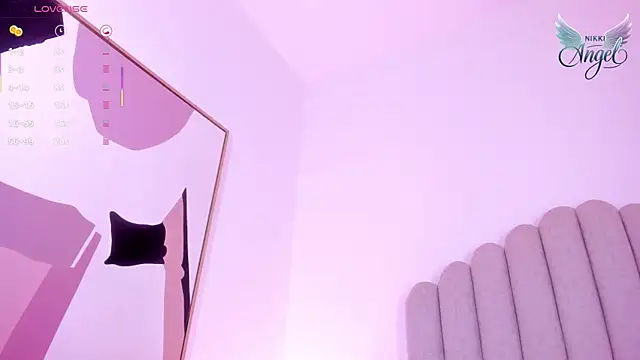 Snapshot of Nikki_Angel_ chatting on 18, 9, 2025 Nikki Angel online show from 18, 9, 2025