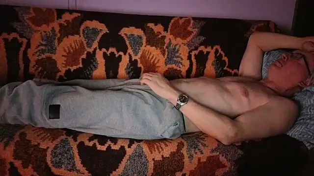 loverboyxxx69 online show from 10, 3, 2026