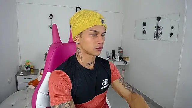 Leonard Price online show from 12, 9, 2025