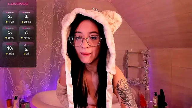Dark Lola  online show from 17, 12, 2024