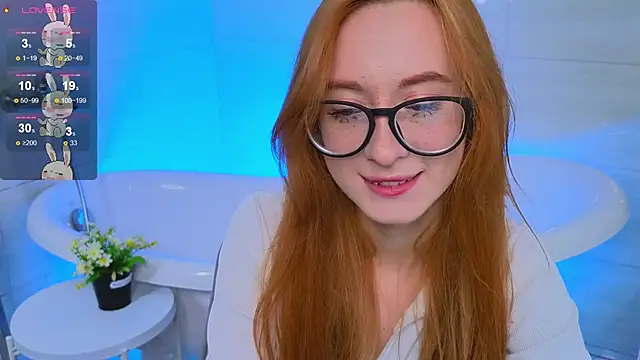 Dark Lola  online show from 16, 9, 2025