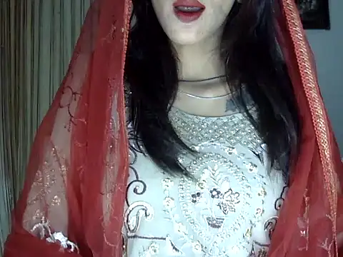 MAAYRA 09 online show from 30, 9, 2025