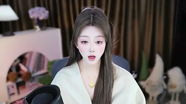 Arwyn-rr online show from 5, 3, 2026