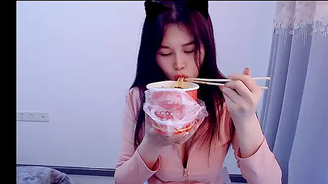 Little-sweet online show from 2, 11, 2025