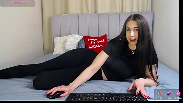 Snapshot of Erikka__ chatting on 1, 2, 2026 Erikka online show from 1, 2, 2026