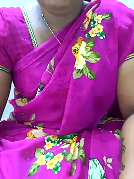 Snapshot of MaaliiiPonuTamil chatting on 17, 6, 2026 MaaliiiPonuTamil online show from 17, 6, 2026