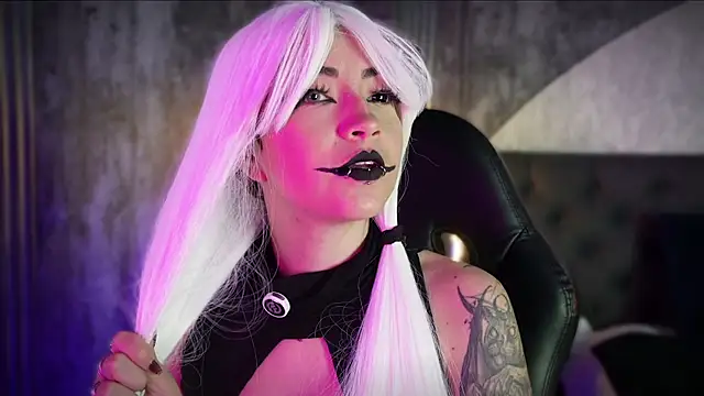 Aylen darkmoor online show from 30, 6, 2026