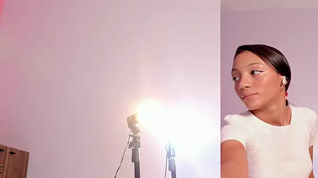 lupeebony online show from 23, 5, 2026