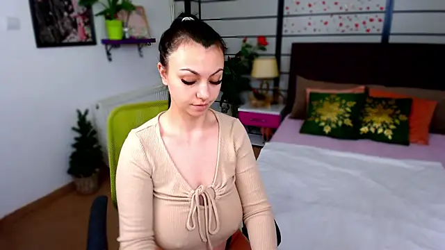 TessaaJoy online show from 3, 12, 2025